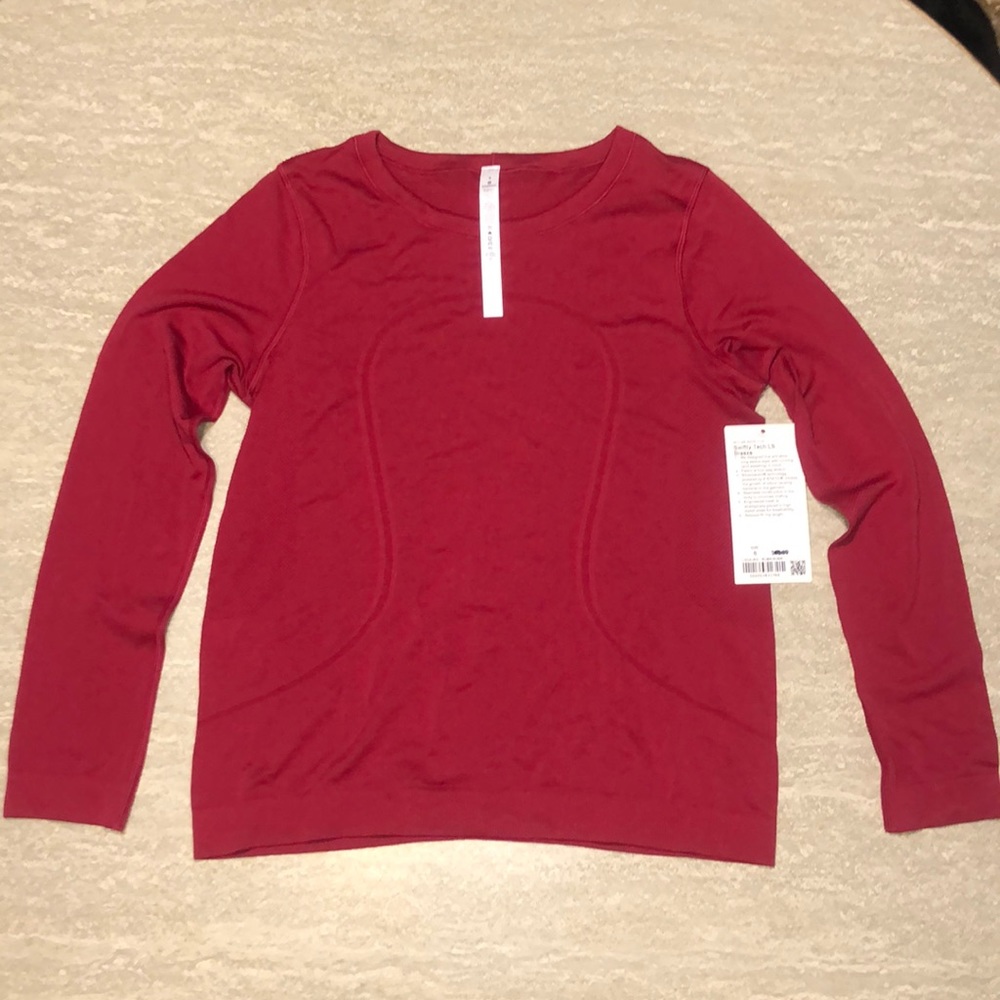 NWT LULULEMON Running Shirt